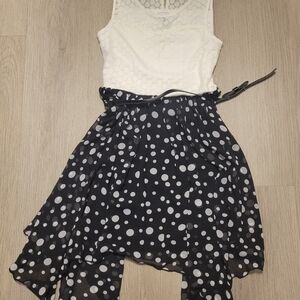 Disney Minnie Mouse Chic Polka Dot Kids Dress in Black and White Size M